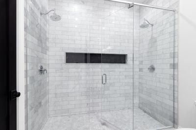 Open-Design Shower Space